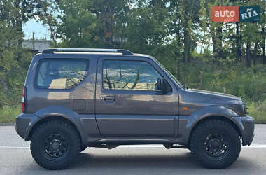 Внедорожник / Кроссовер Suzuki Jimny 2011 в 