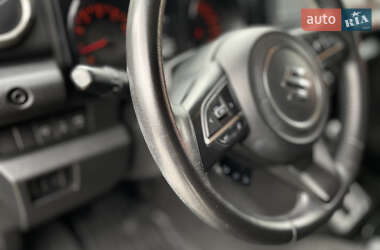 Позашляховик / Кросовер Suzuki Jimny 2019 в 