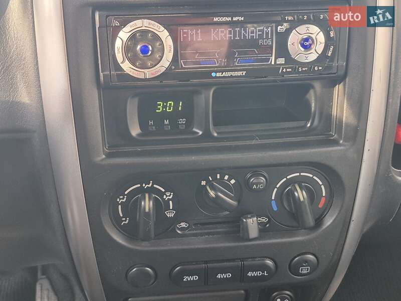 Позашляховик / Кросовер Suzuki Jimny 2006 в Києві фото 10 Позашляховик / Кросовер Suzuki Jimny 2006 в Києві