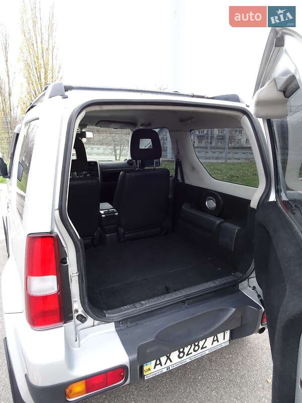 Внедорожник / Кроссовер Suzuki Jimny 2010 в Харькове фото 7 Внедорожник / Кроссовер Suzuki Jimny 2010 в Харькове