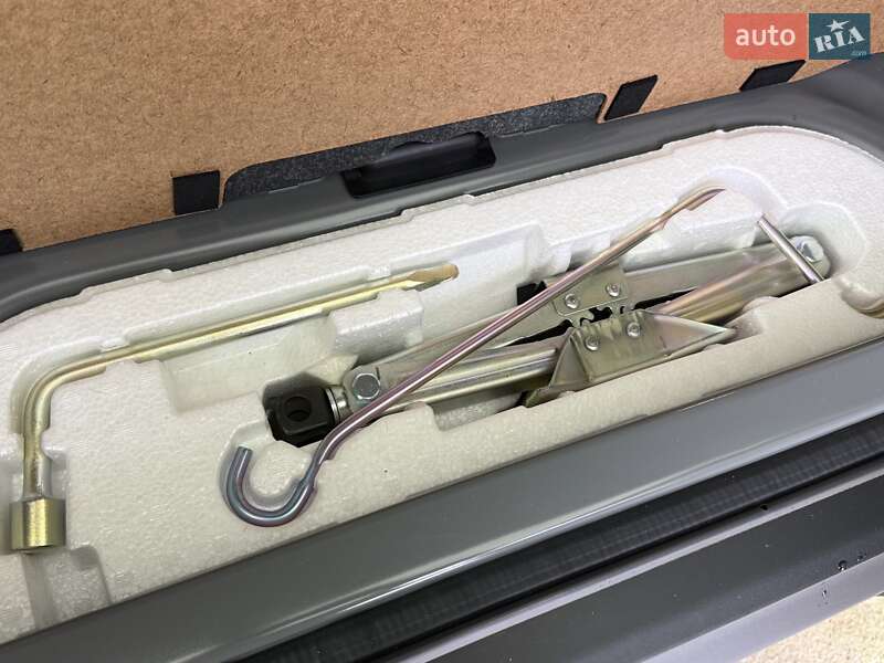 Позашляховик / Кросовер Suzuki Jimny 2023 в Києві