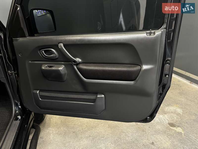 Позашляховик / Кросовер Suzuki Jimny 2013 в Києві фото 38 Позашляховик / Кросовер Suzuki Jimny 2013 в Києві