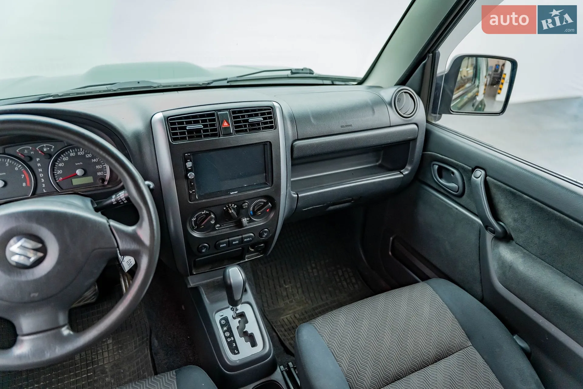 2013 Suzuki Jimny - мініатюра 11