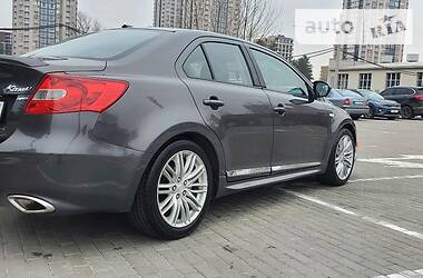 Седан Suzuki Kizashi 2011 в Києві