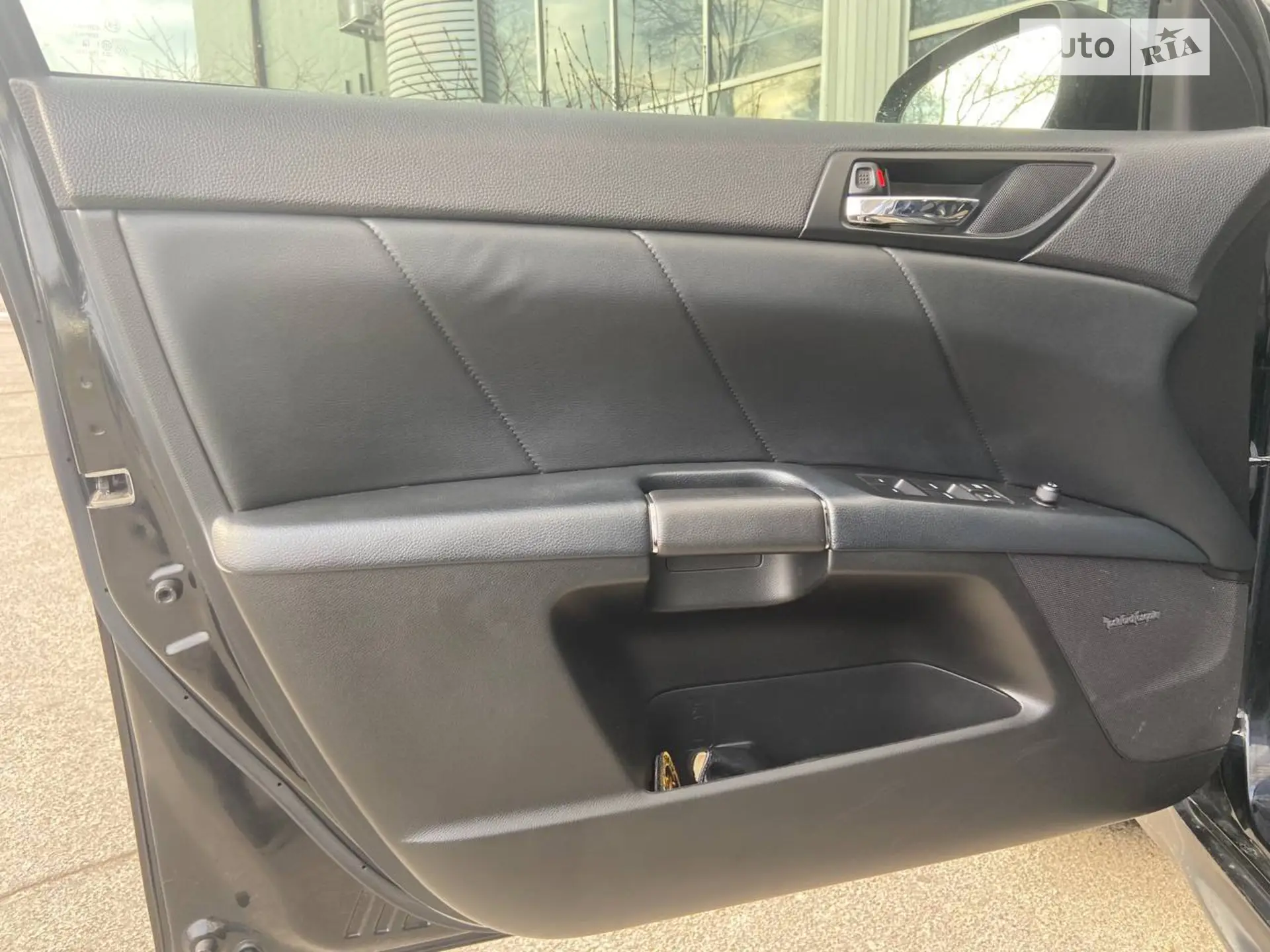 2011 Suzuki Kizashi - мініатюра 25