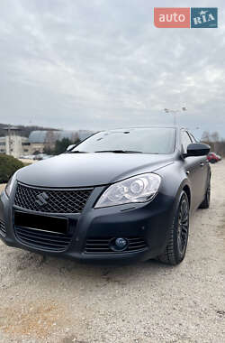 Седан Suzuki Kizashi 2011 в Дніпрі