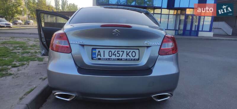 Седан Suzuki Kizashi 2011 в Києві