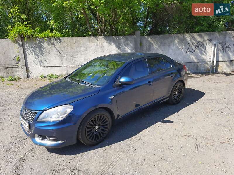 Седан Suzuki Kizashi 2012 в Києві