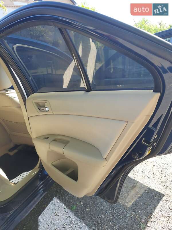 Седан Suzuki Kizashi 2012 в Києві
