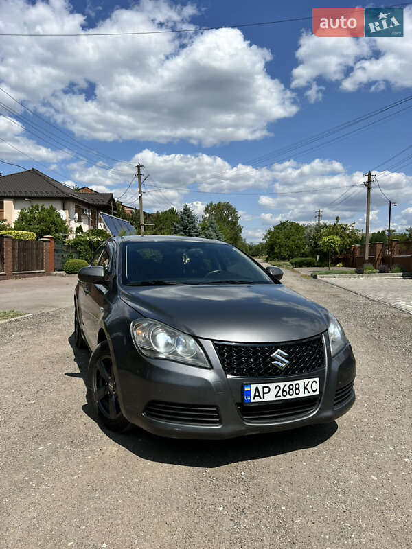 Suzuki Kizashi 2011