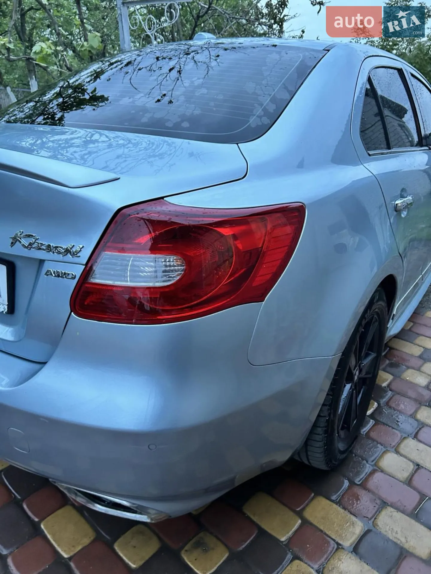 2012 Suzuki Kizashi - мініатюра 10