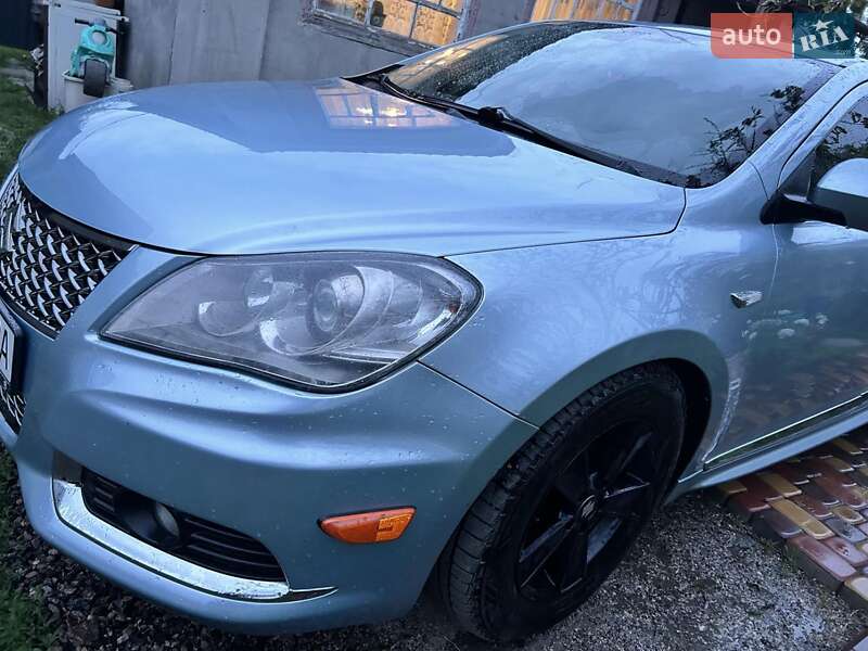 Седан Suzuki Kizashi 2012 в Черкасах