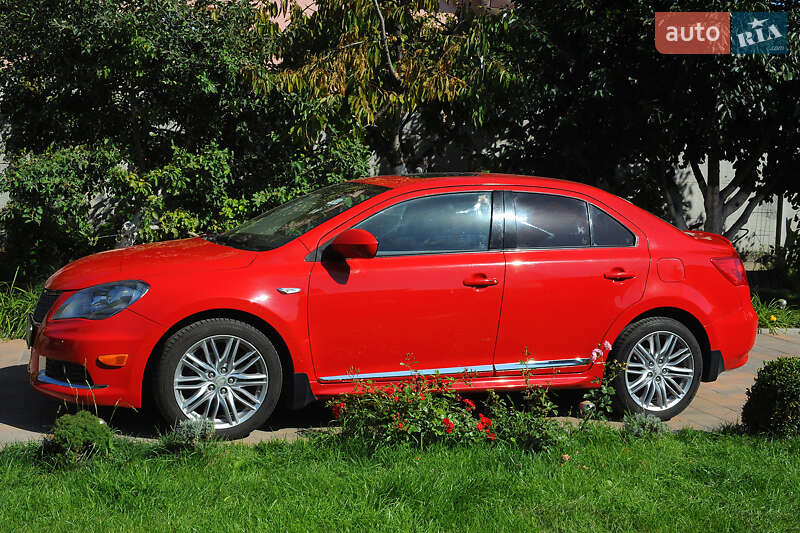 Седан Suzuki Kizashi 2010 в Рівному