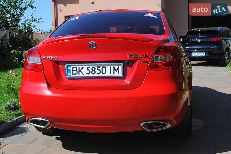 Седан Suzuki Kizashi 2010 в Рівному