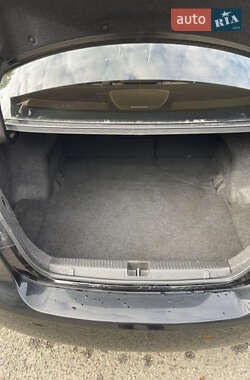 Седан Suzuki Kizashi 2010 в  фото 18 Седан Suzuki Kizashi 2010 в