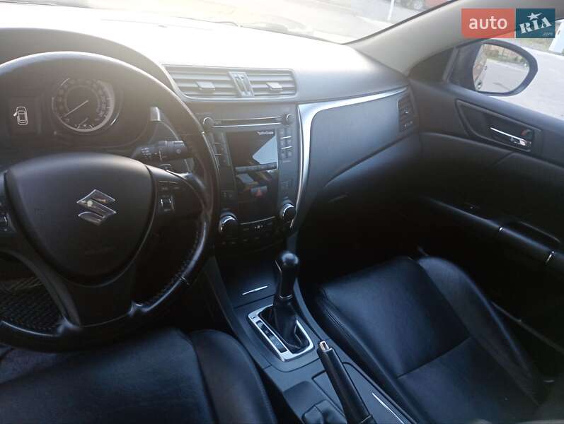 Седан Suzuki Kizashi 2011 в Ужгороде фото 12 Седан Suzuki Kizashi 2011 в Ужгороде