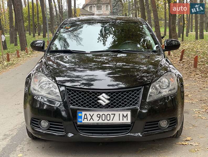 Седан Suzuki Kizashi 2012 в Киеве