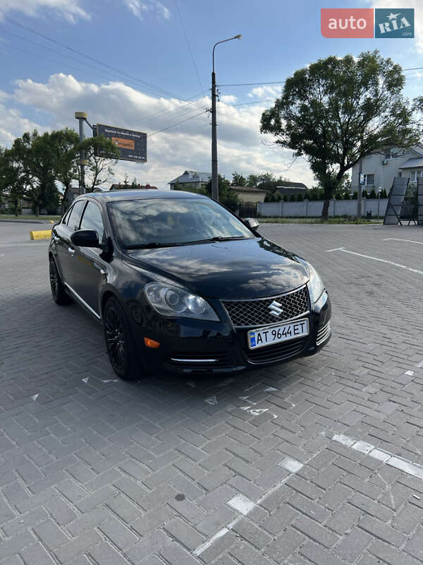 Седан Suzuki Kizashi 2012 в Ивано-Франковске