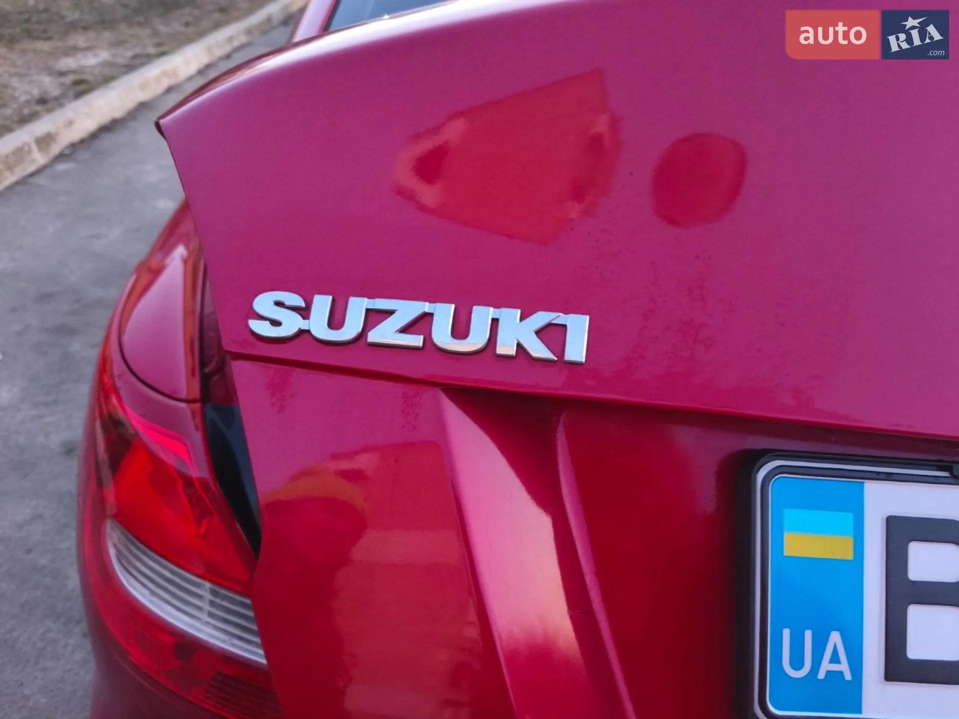 2012 Suzuki Kizashi - мініатюра 4