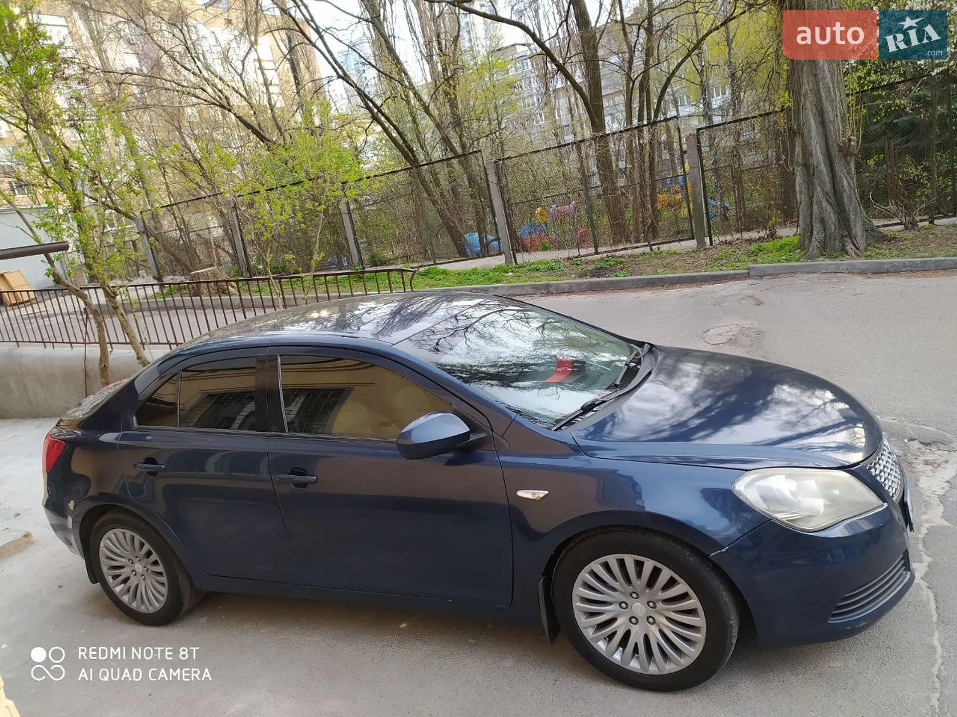 2012 Suzuki Kizashi - мініатюра 7
