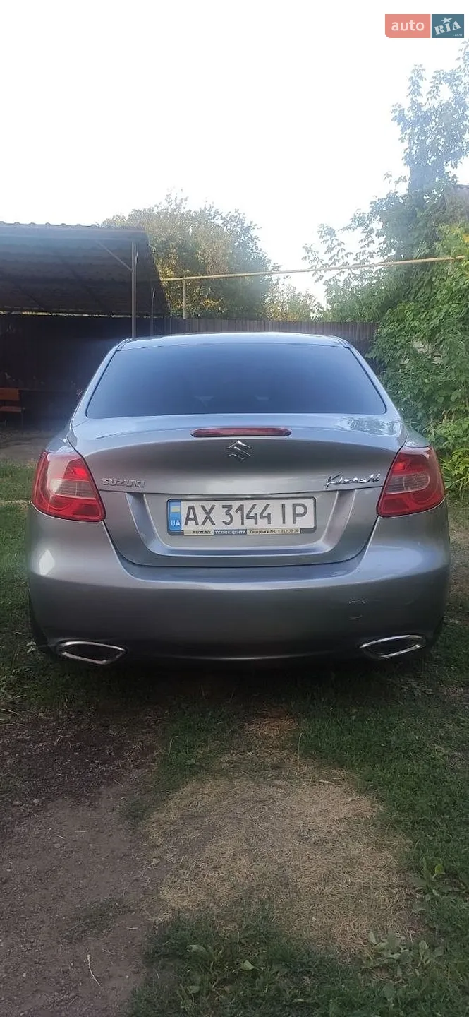 2011 Suzuki Kizashi - мініатюра 7
