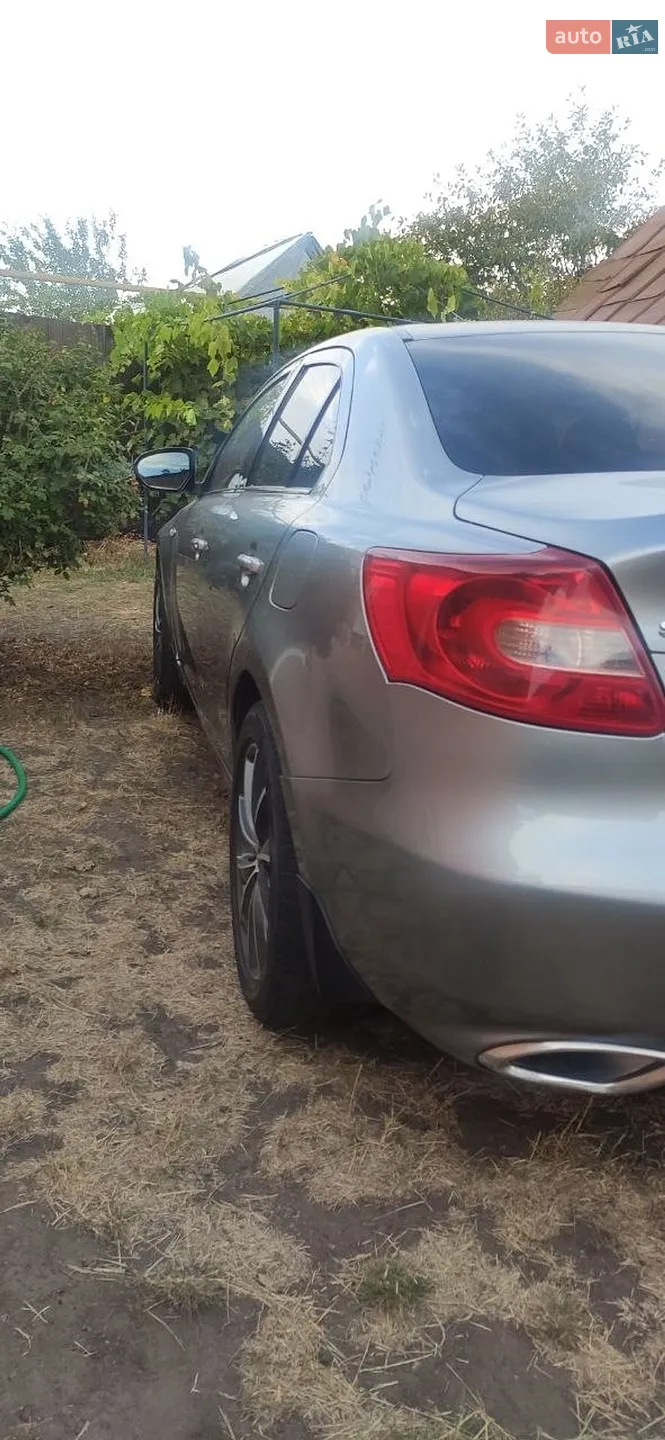 2011 Suzuki Kizashi - мініатюра 4