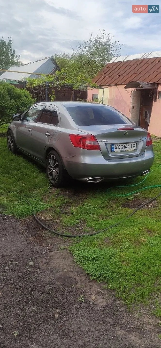 2011 Suzuki Kizashi - мініатюра 15