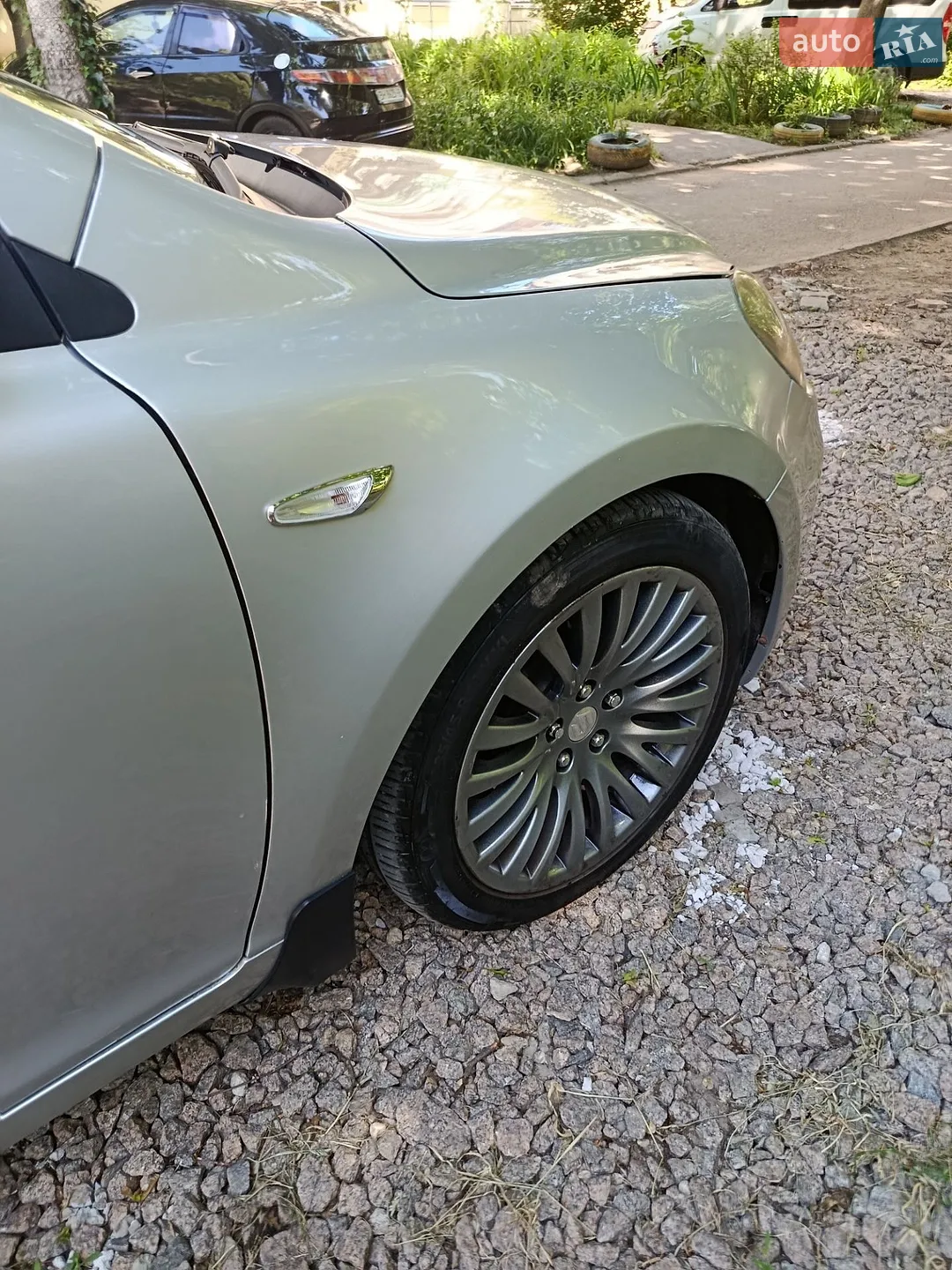 2011 Suzuki Kizashi - мініатюра 29