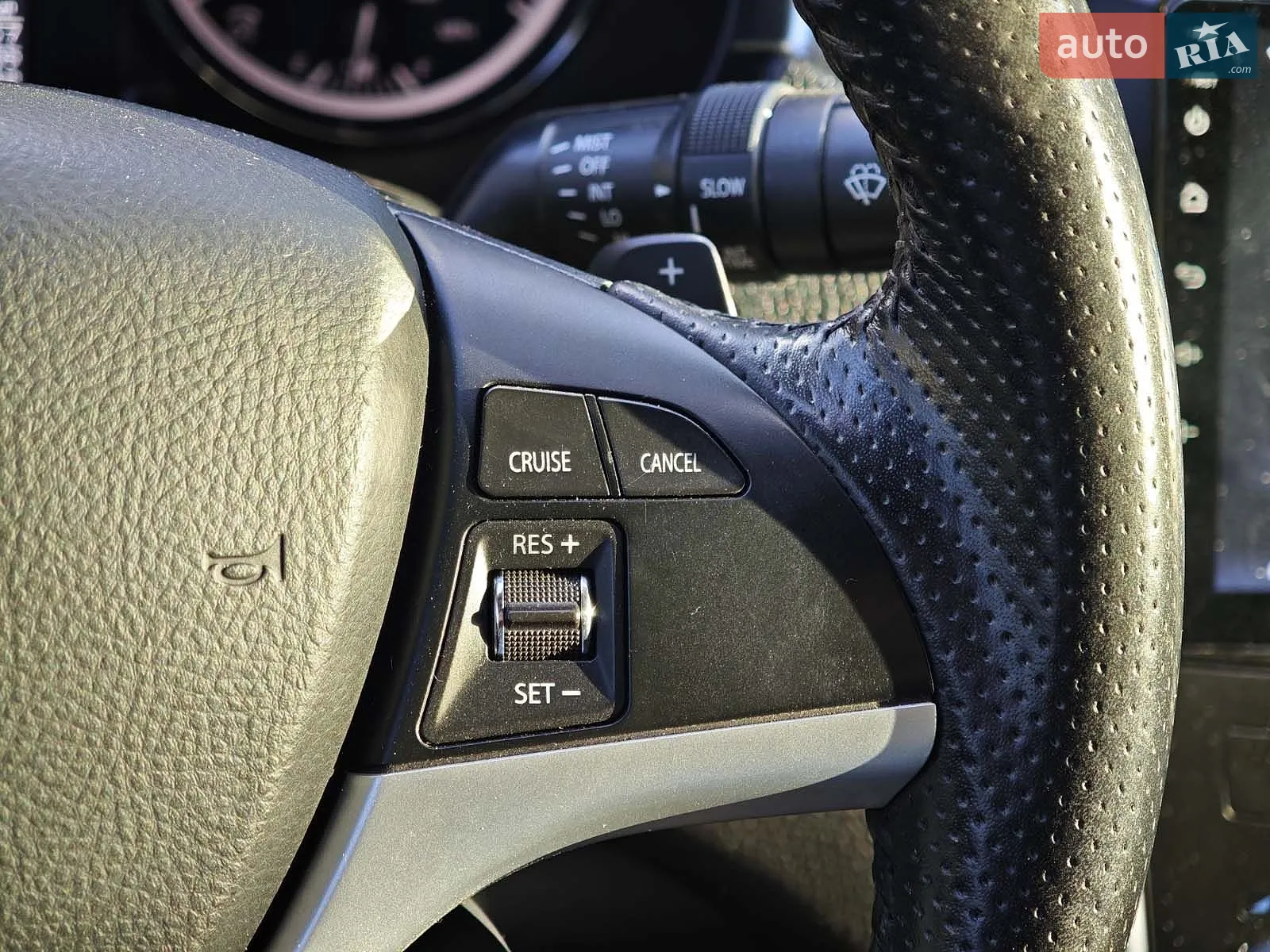 2011 Suzuki Kizashi - мініатюра 30