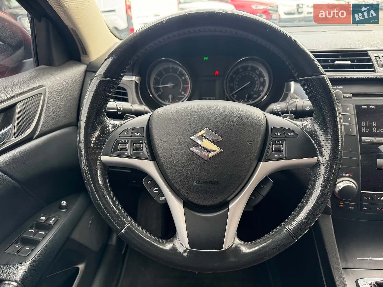 2011 Suzuki Kizashi - мініатюра 25