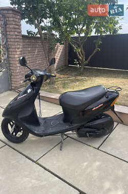 Скутер Suzuki Lets 2 2006 в Черновцах
