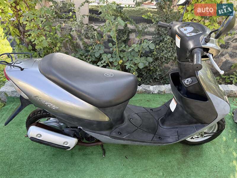 Мопеди Suzuki Lets 2 2007 в Умані