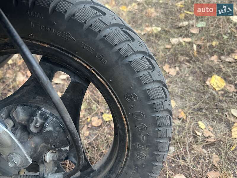 Мопеди Suzuki Lets 2 2004 в Нових Санжарах фото 9 Мопеди Suzuki Lets 2 2004 в Нових Санжарах