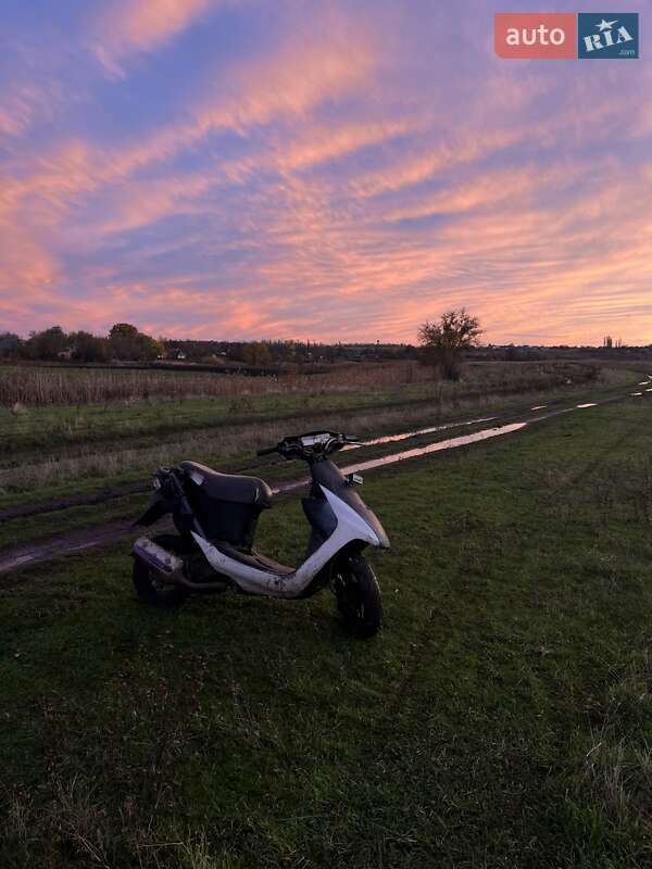 Мопеди Suzuki Lets 2 2011 в Братському фото Мопеди Suzuki Lets 2 2011 в Братському