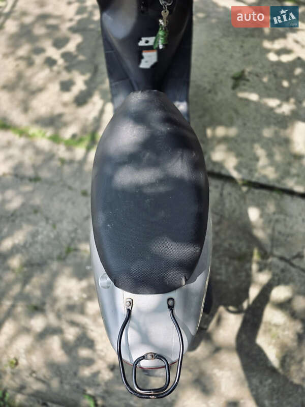 Скутер Suzuki Lets 2 2002 в Трускавце