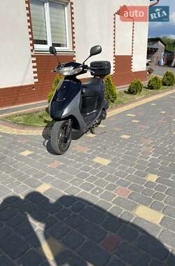 Скутер Suzuki Lets 3 2010 в Жовкве