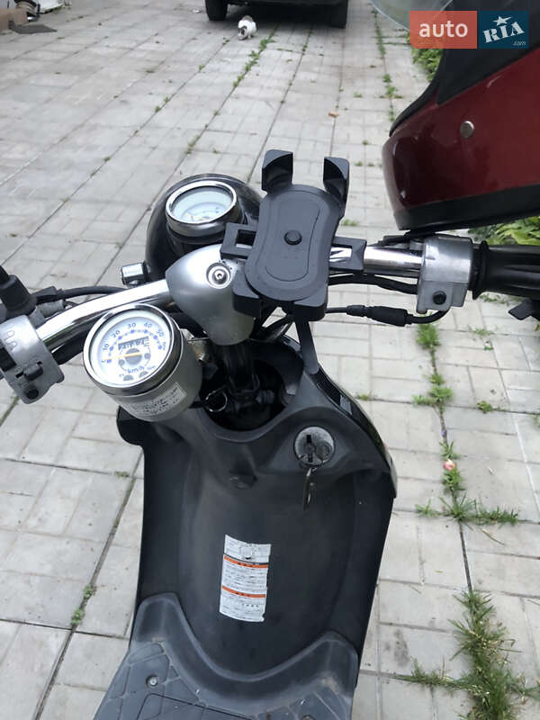 Скутер Suzuki Lets 4 2005 в Киеве