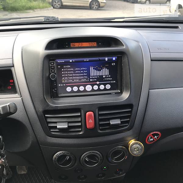 Хетчбек Suzuki Liana 2003 в Львові