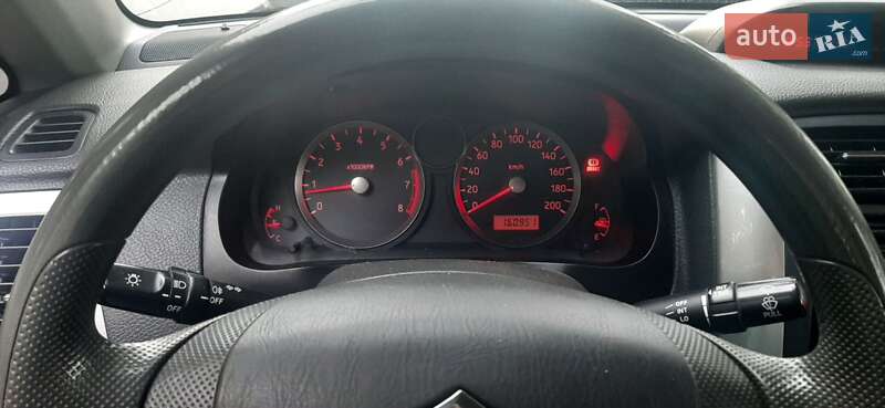 Седан Suzuki Liana 2005 в Білій Церкві
