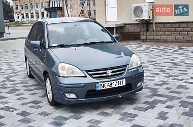 Седан Suzuki Liana 2005 в Сарнах