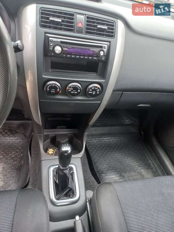 Седан Suzuki Liana 2007 в Киеве