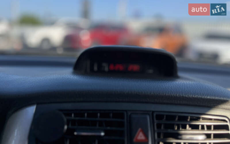 Седан Suzuki Liana 2005 в Мукачево