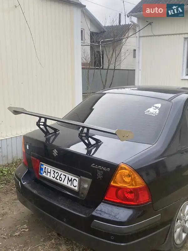 Suzuki Liana 2005