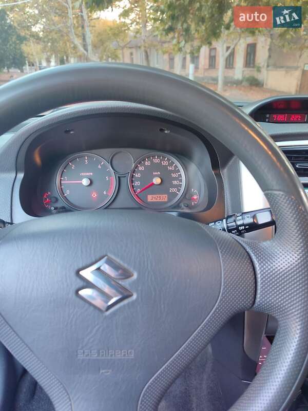 Универсал Suzuki Liana 2005 в Белгороде-Днестровском