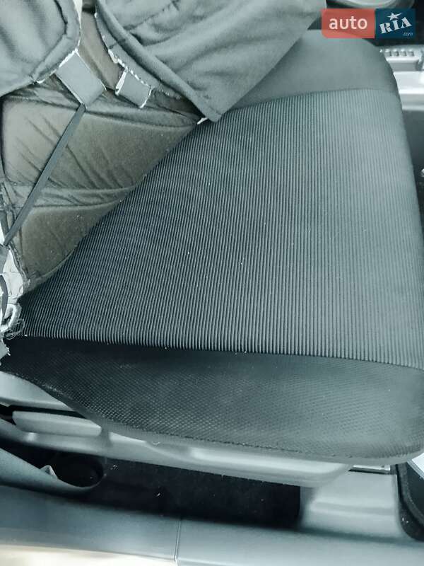 Седан Suzuki Liana 2007 в Измаиле