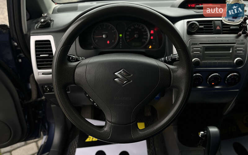 Седан Suzuki Liana 2006 в Мукачево