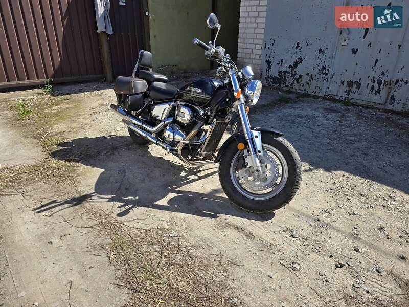 Suzuki Marauder 800