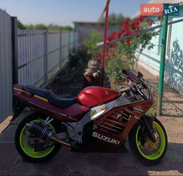 Спортбайк Suzuki RF 400RV 1998 в Изюме