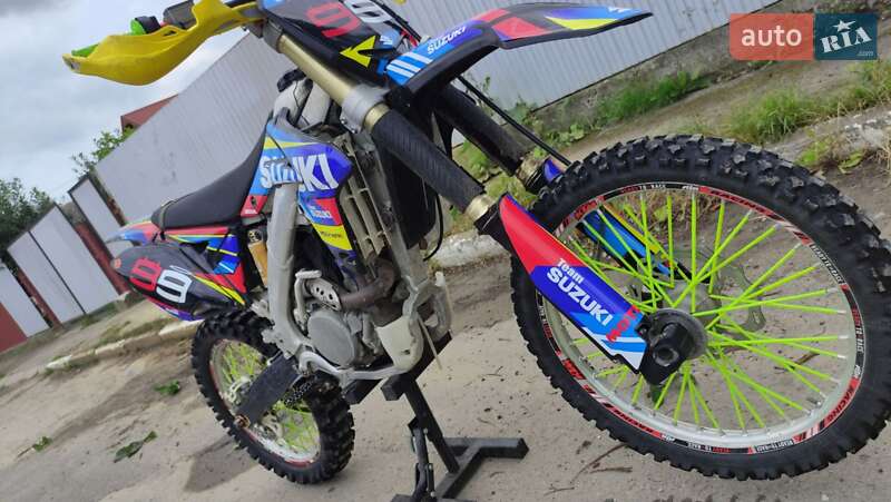 Мотоцикл Кросс Suzuki RM 250Z 2015 в Тлумаче