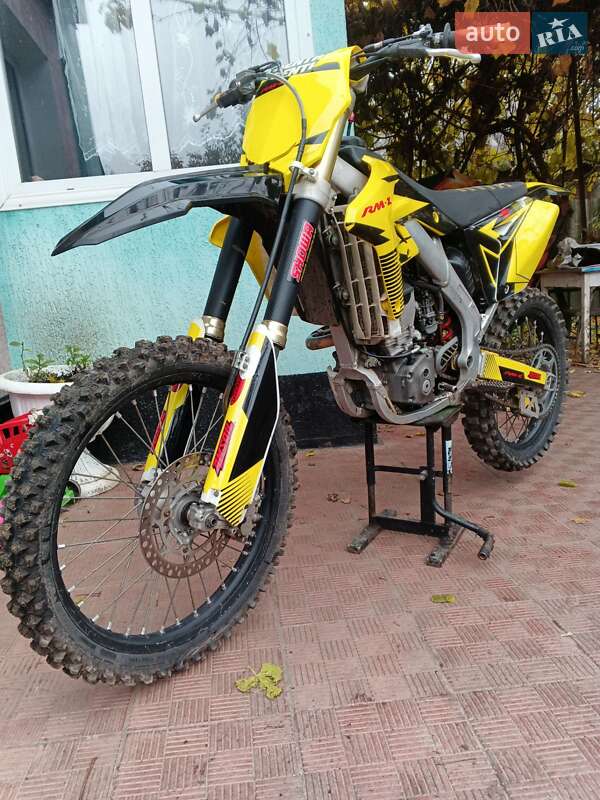 Мотоцикл Кросс Suzuki RM 250Z 2015 в Полтаві фото Мотоцикл Кросс Suzuki RM 250Z 2015 в Полтаві